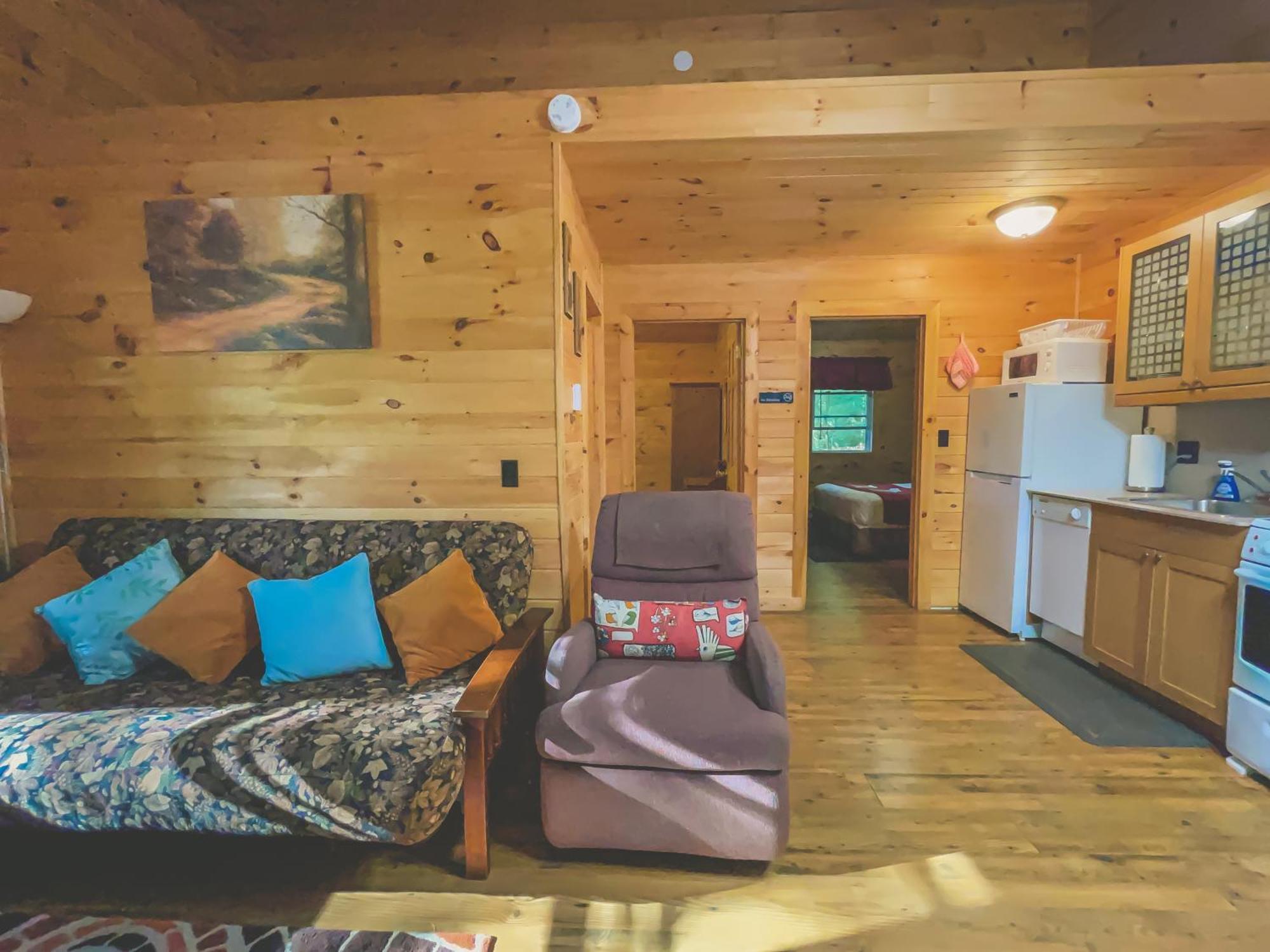 Motel Long Lake And Cottages Room photo