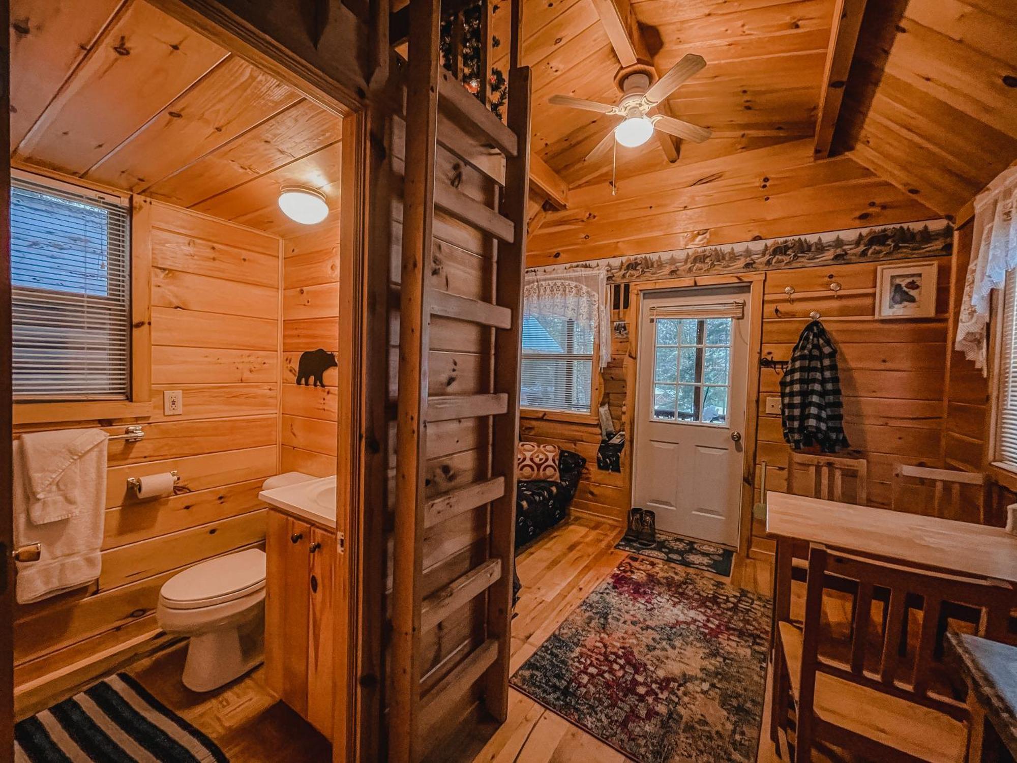 Motel Long Lake And Cottages Room photo